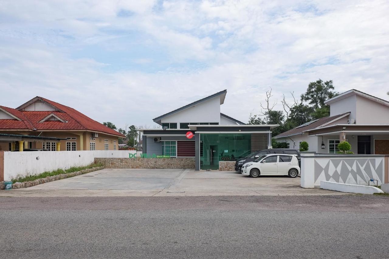 Oyo 90005 Dc Villa Guest House Kuala Rompin Luaran gambar