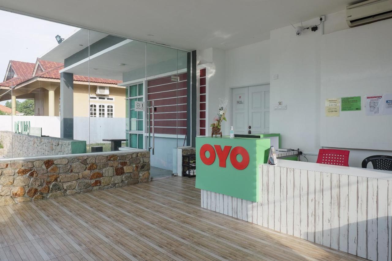 Oyo 90005 Dc Villa Guest House Kuala Rompin Luaran gambar